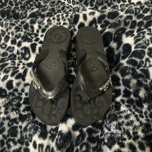 BCBG Black Flip Flops with Chain Detail